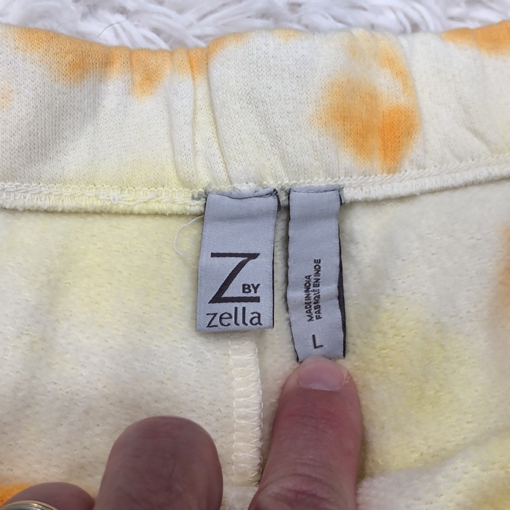 Zella shorts - Picture 9 of 12